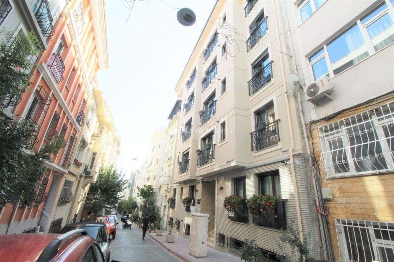 4-Bedroom Apartment in Beyoglu, Istanbul