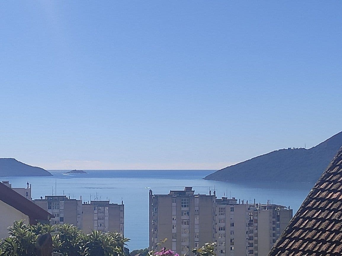 Квартира в Игало, Черногория, 70 м², фото 4