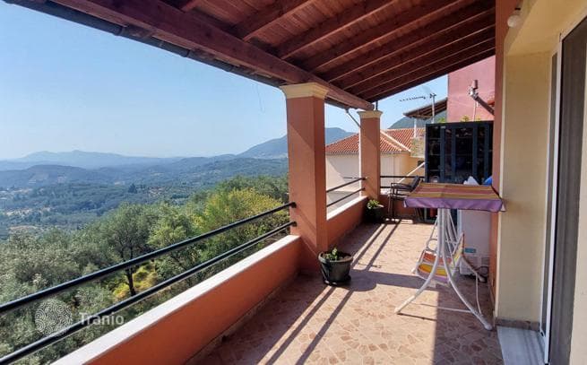 2-Bedroom Apartment in Corfu, photo 3
