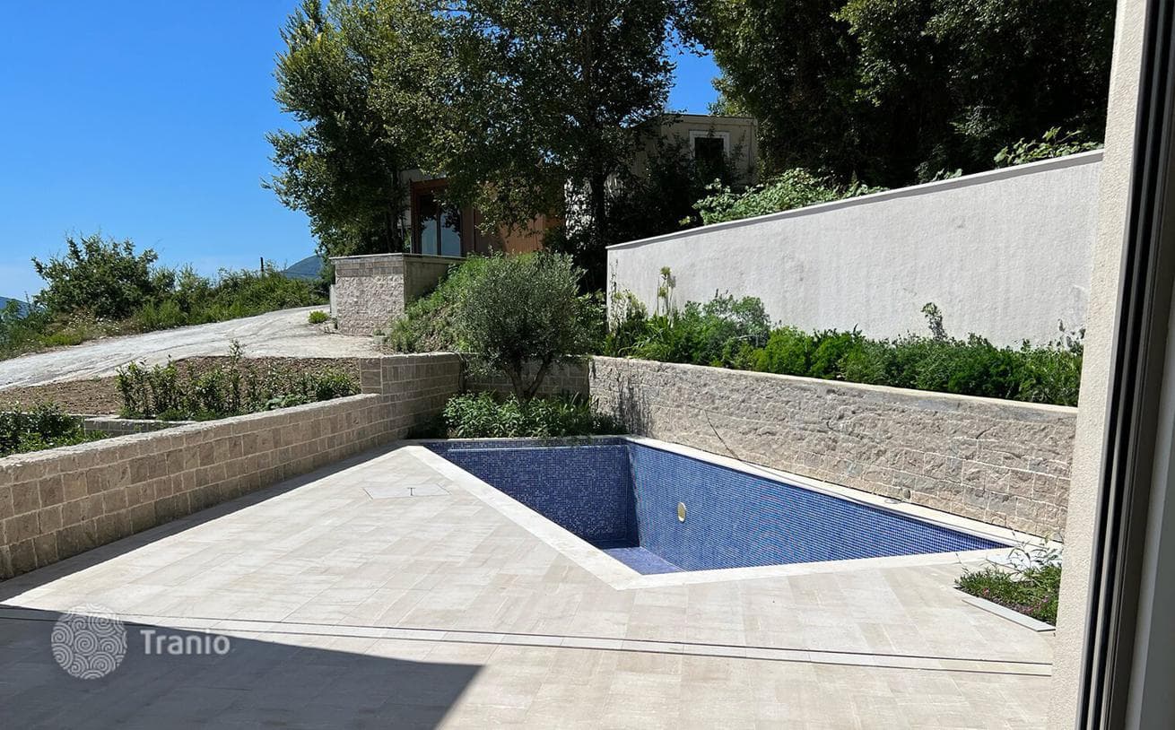 2-Bedroom Villa with Private Pool in Lastva, Tivat, photo 5