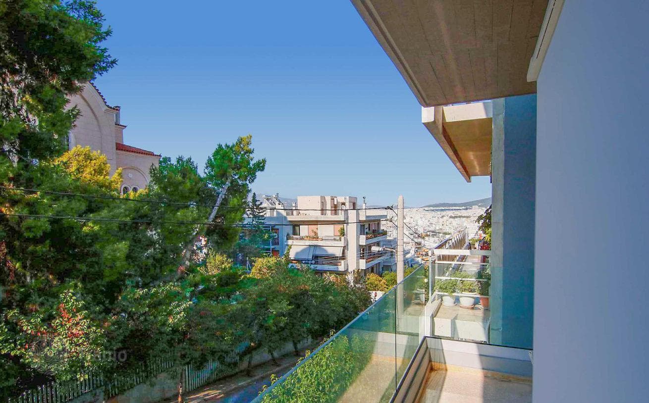 Furnished Apartment with City View in Athens, photo 3