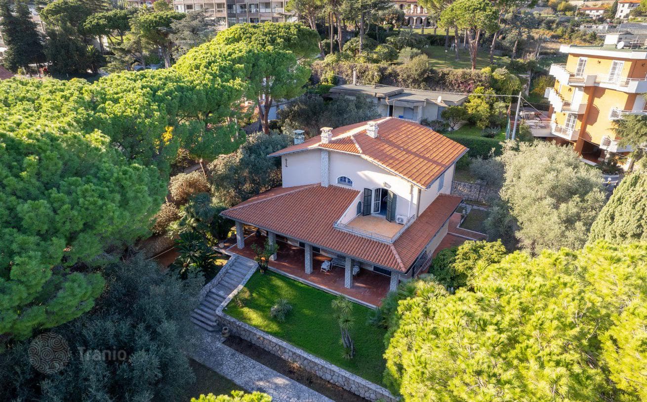 3-Bedroom Villa with Garden and Sea View in Sanremo