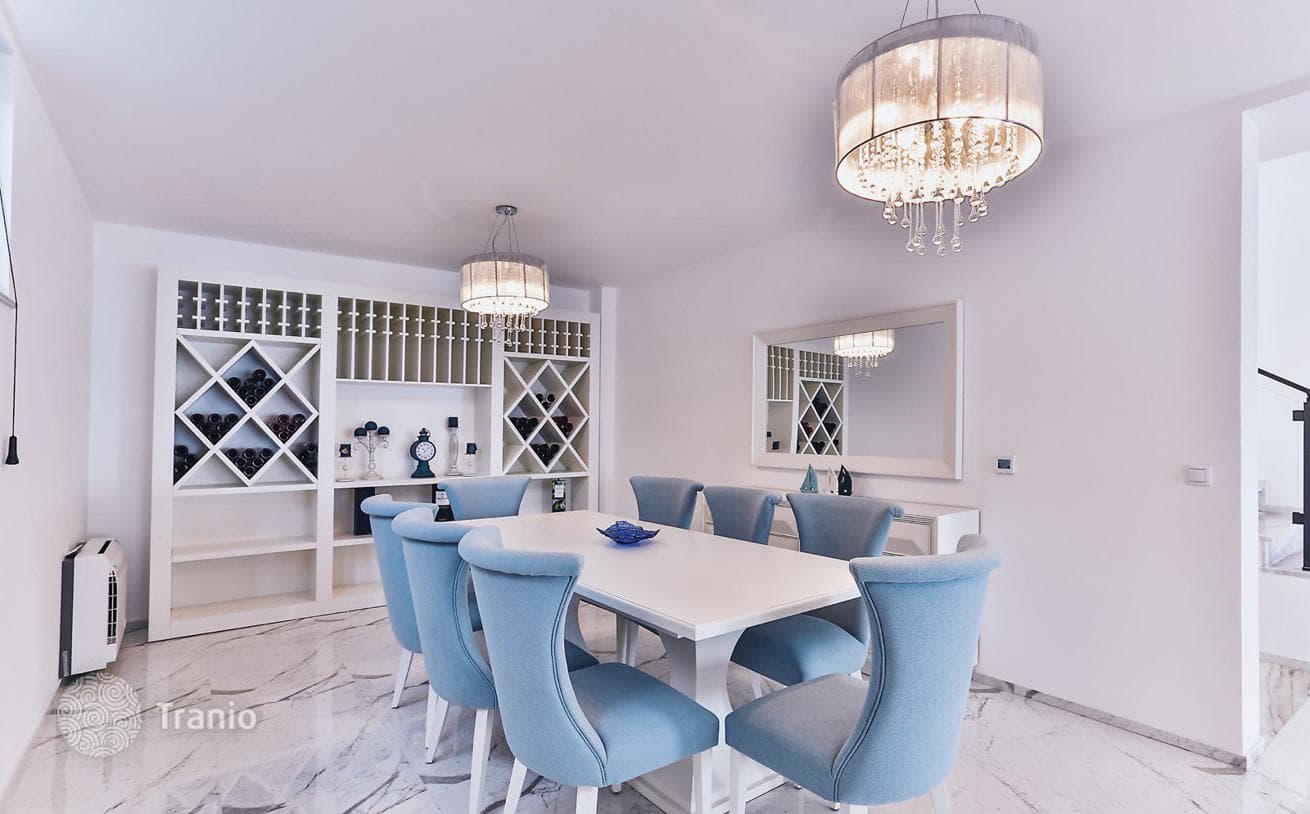 3-Bedroom Villa with Private Pool and Sea Views in Utjeha, Montenegro, photo 3