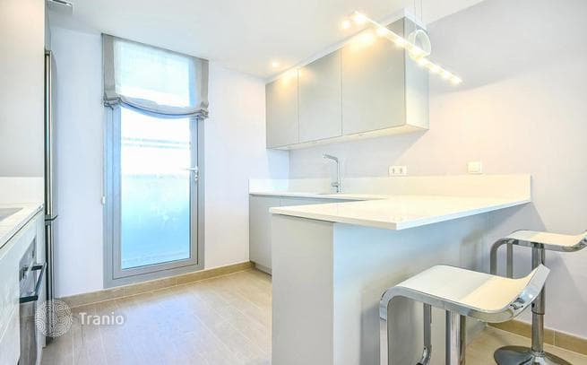 3-Level Penthouse with Shared Pool 100 m from the Beach in Calpe, photo 2