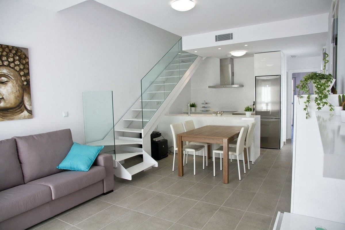 3-Bedroom Townhouse in Torre de la Horadada, photo 2