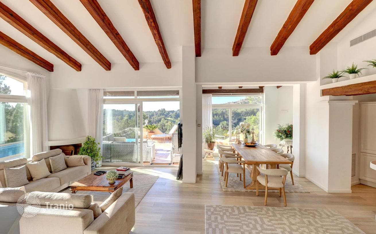5-Bedroom Villa with Private Pool and Golf Views in Benidorm, Mallorca, photo 4