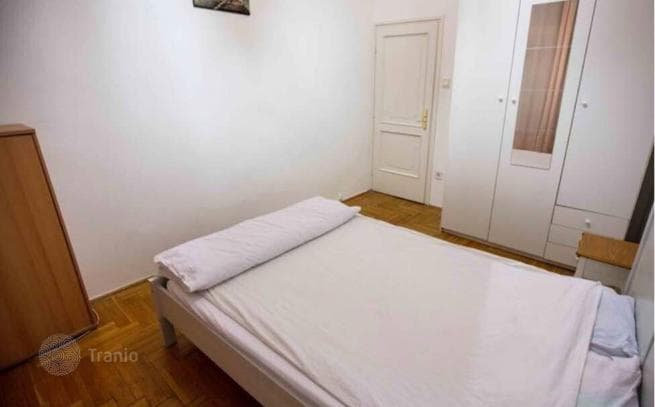 1-Bedroom Apartment in District V, Budapest, photo 2
