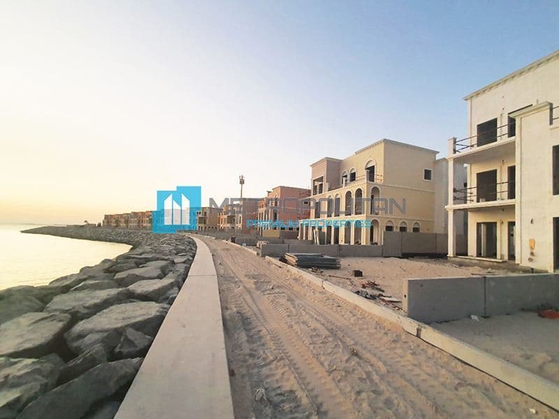 5-Bedroom Townhouse in Jumeirah, Dubai, photo 2