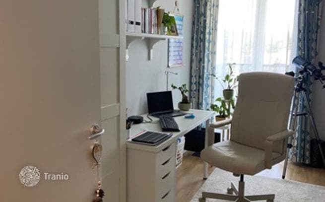 2-Bedroom Apartment with Danube Views in District 4, Budapest, photo 5