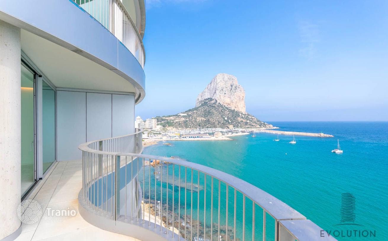 3-Bedroom Apartment with Panoramic Sea Views in Calpe, Alicante, photo 3
