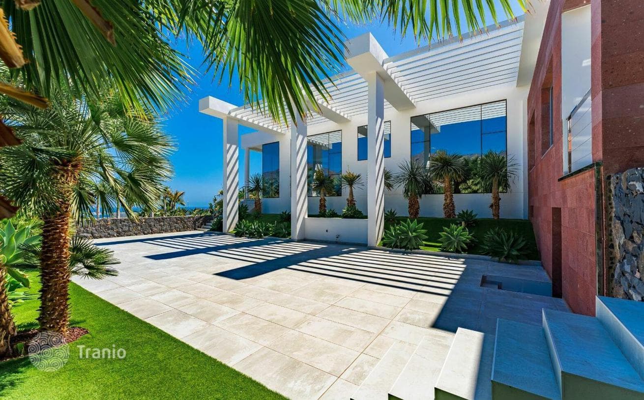 Designer Villa with Private Pool and Sea View in Adeje, Tenerife, photo 4