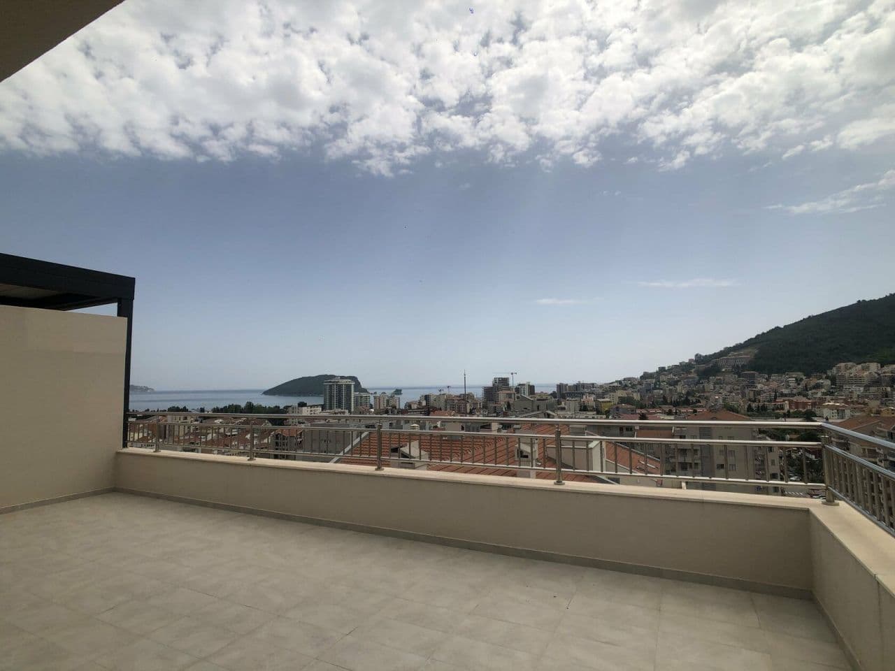 3-Bedroom Penthouse in Budva, Montenegro, photo 4