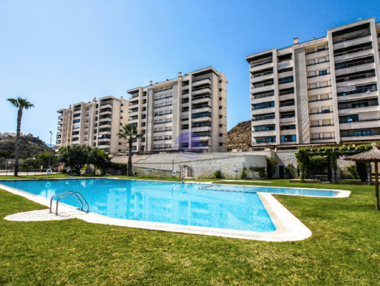 2-Bedroom Apartment in Villajoyosa, photo 2