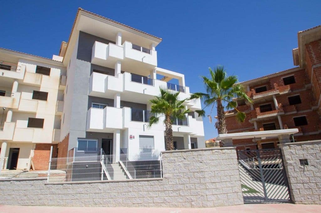 1-Bedroom Apartment in Villamartin, Orihuela Costa, photo 5