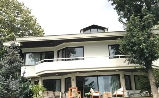 4-Bedroom Villa in Sariyer, Istanbul