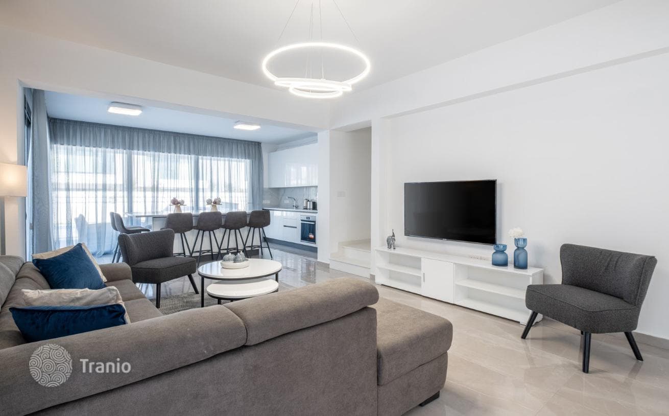 Villa Complex 200 m from the Beach in Larnaca, Cyprus