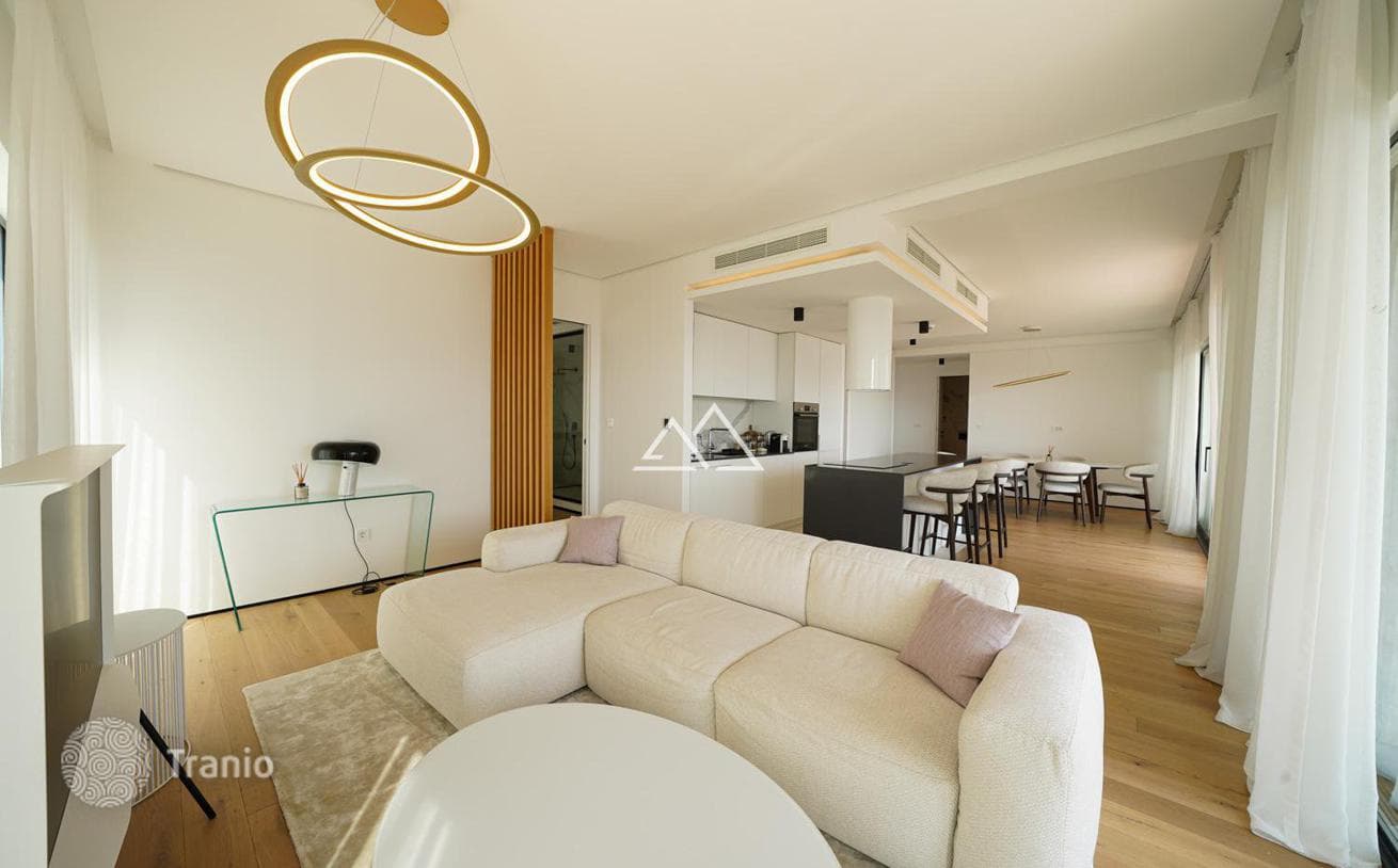 3-Bedroom Apartment with Sea View in Budva