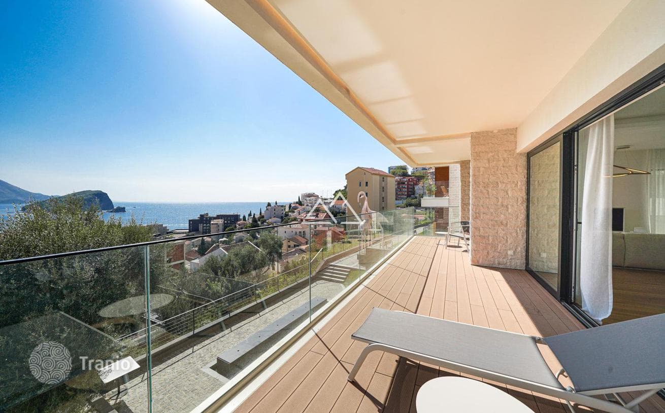 3-Bedroom Apartment with Sea View in Budva, photo 4