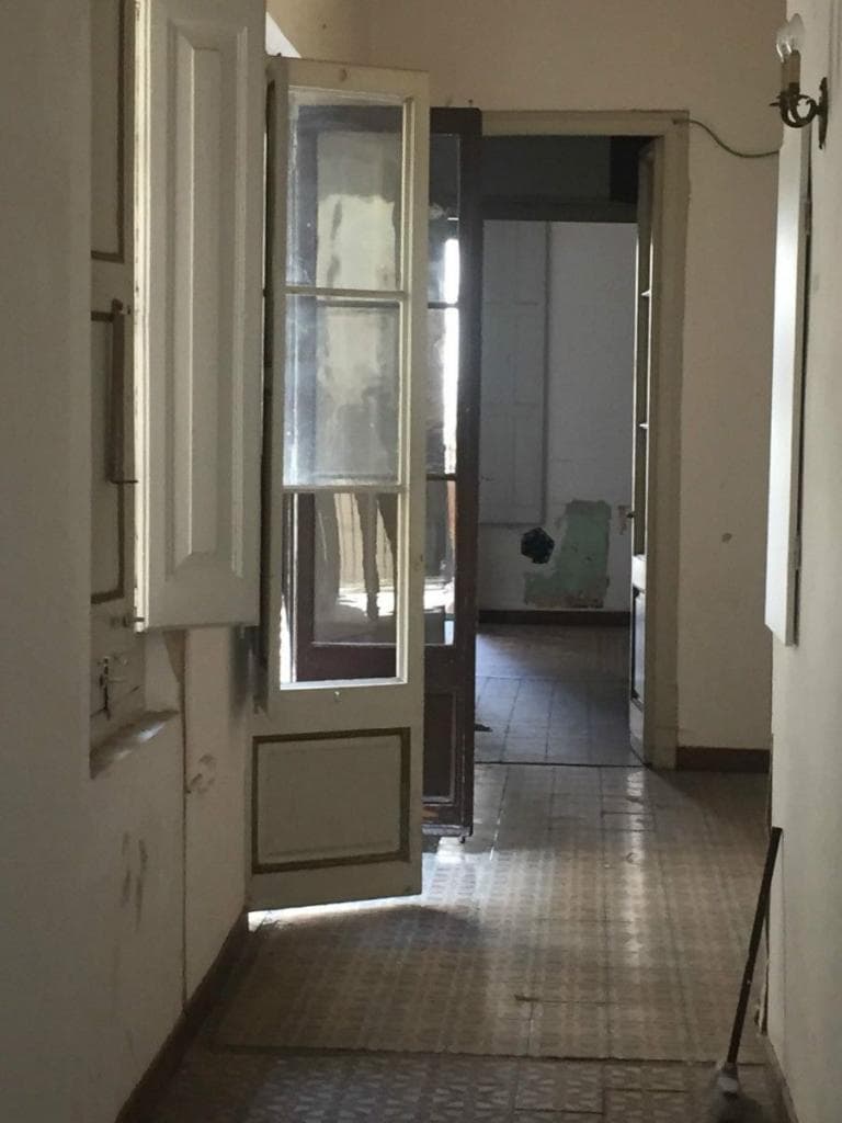 5-Bedroom Apartment in Barcelona, photo 3