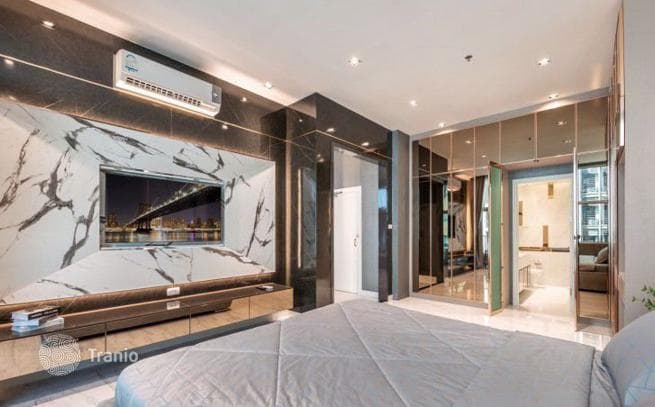2-Bedroom Penthouse in Huai Khwang, Bangkok