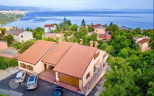 9-комнатный дом в городе 1000 м² в Опатии, Хорватия