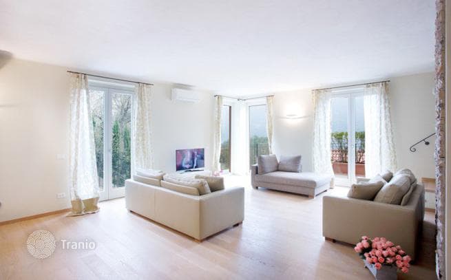 Luxury Villa with Panoramic Lake Como Views in Sala Comacina, photo 4