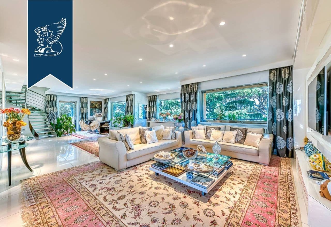 Апартаменты в Риме, Италия, 340 м²