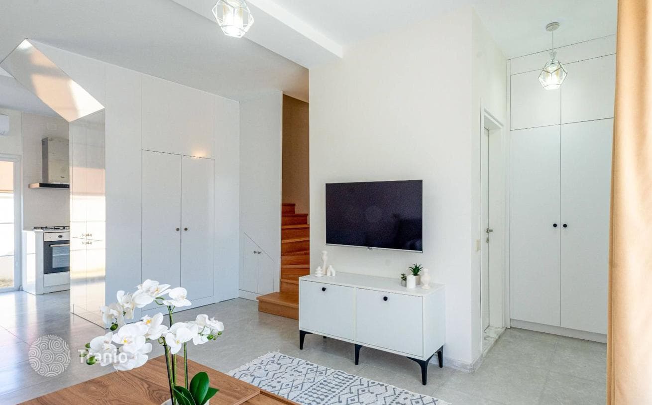 2-Story Townhouse with Private Garden in Batumi, photo 3
