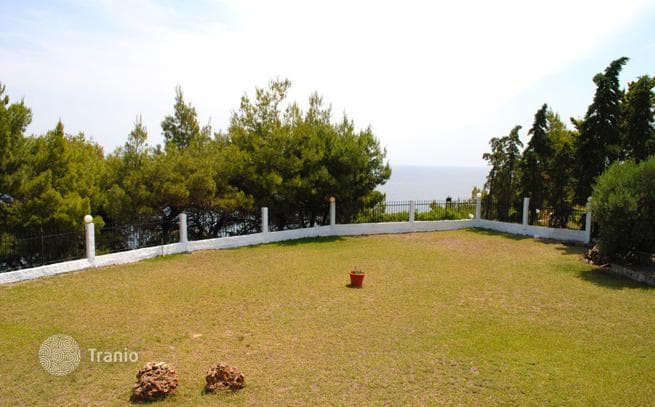 4-Bedroom Villa with Sea View in Nea Moudania, Kassandra