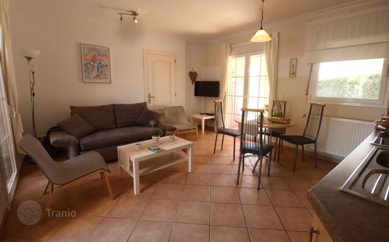 4-Bedroom Apartment with Garden in Peguera, photo 4