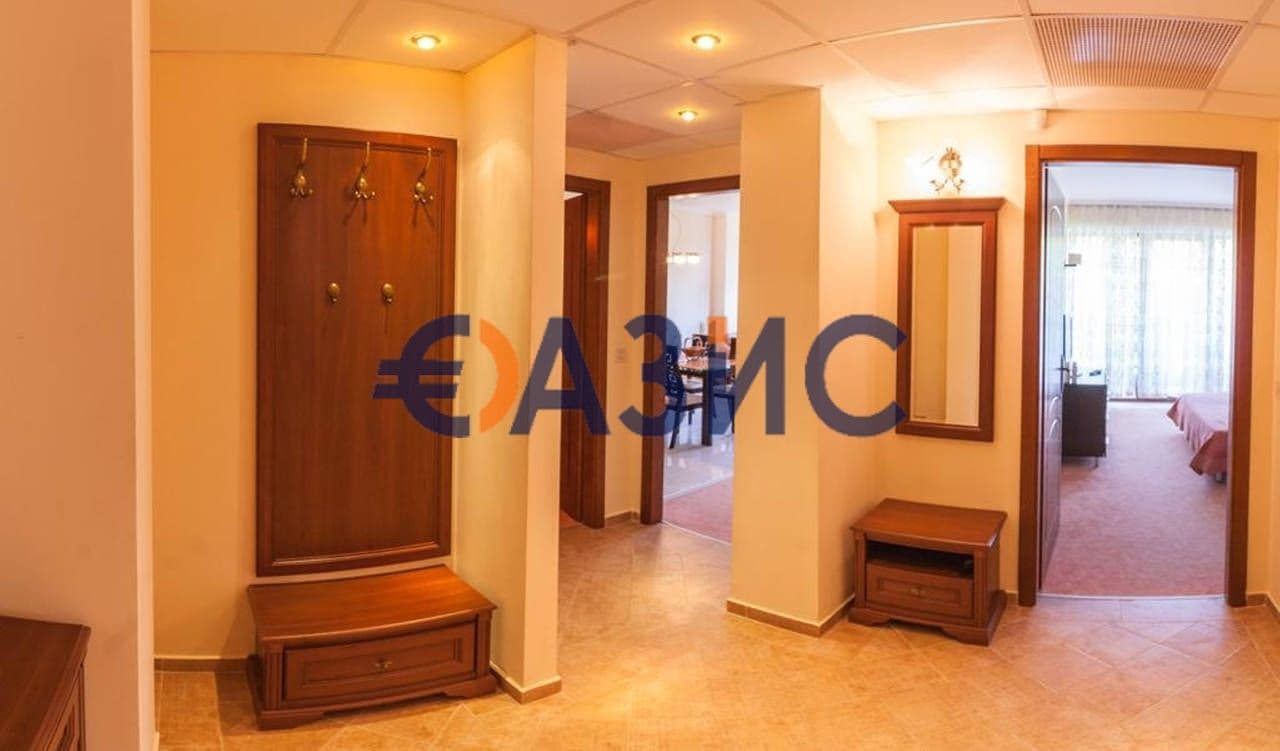 2-Bedroom Apartment in Elena, Bulgaria, photo 5