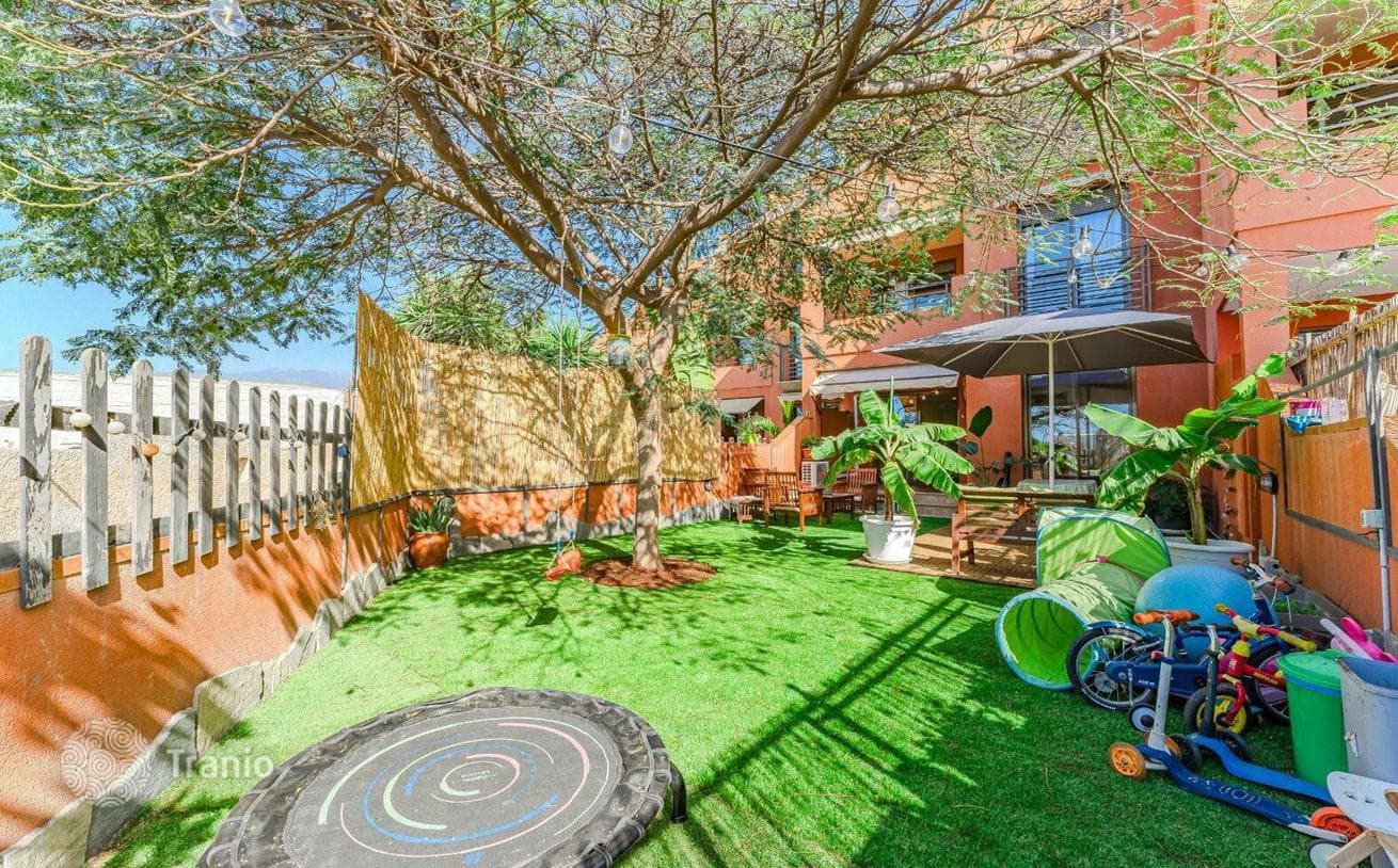 Furnished Apartment with Garden in El Medano, Tenerife