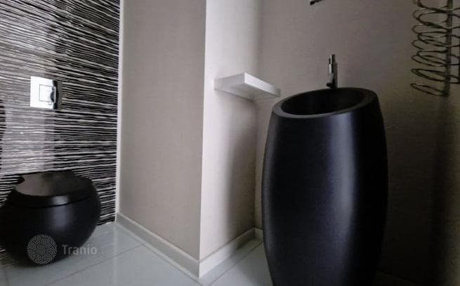2-Bedroom House with Private Pool in Nicosia, Cyprus, photo 3