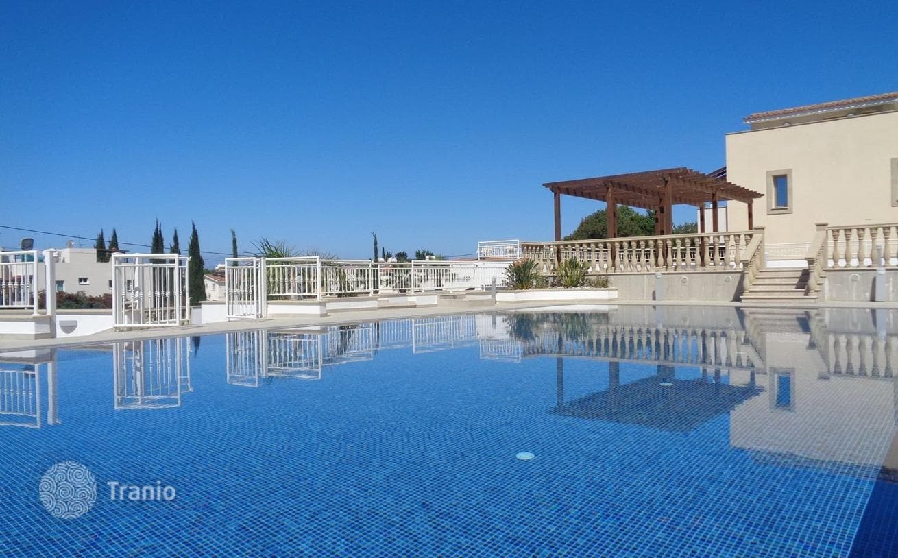 1-Bedroom Townhouse in Universale, Cyprus, photo 2