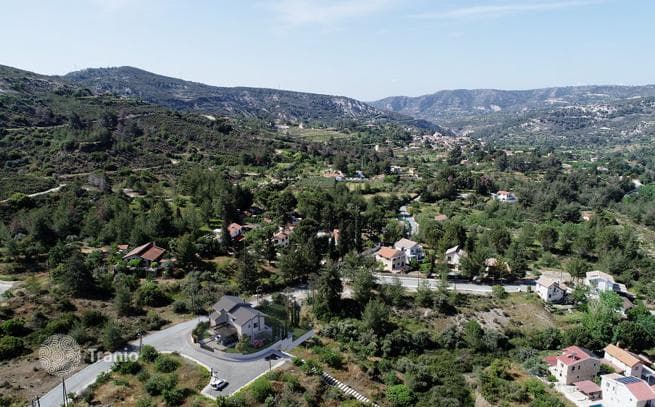 3-Bedroom Villa with Parking in Limassol, photo 5