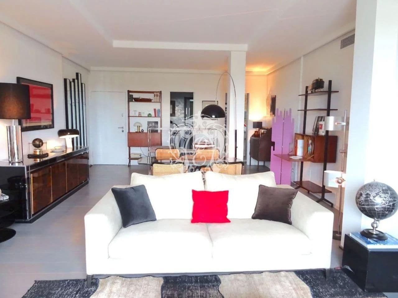 3-Bedroom Apartment in Viareggio, photo 3