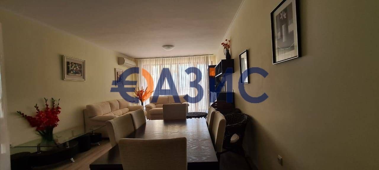 1-Bedroom Apartment in Shkorpilovtsi, photo 3