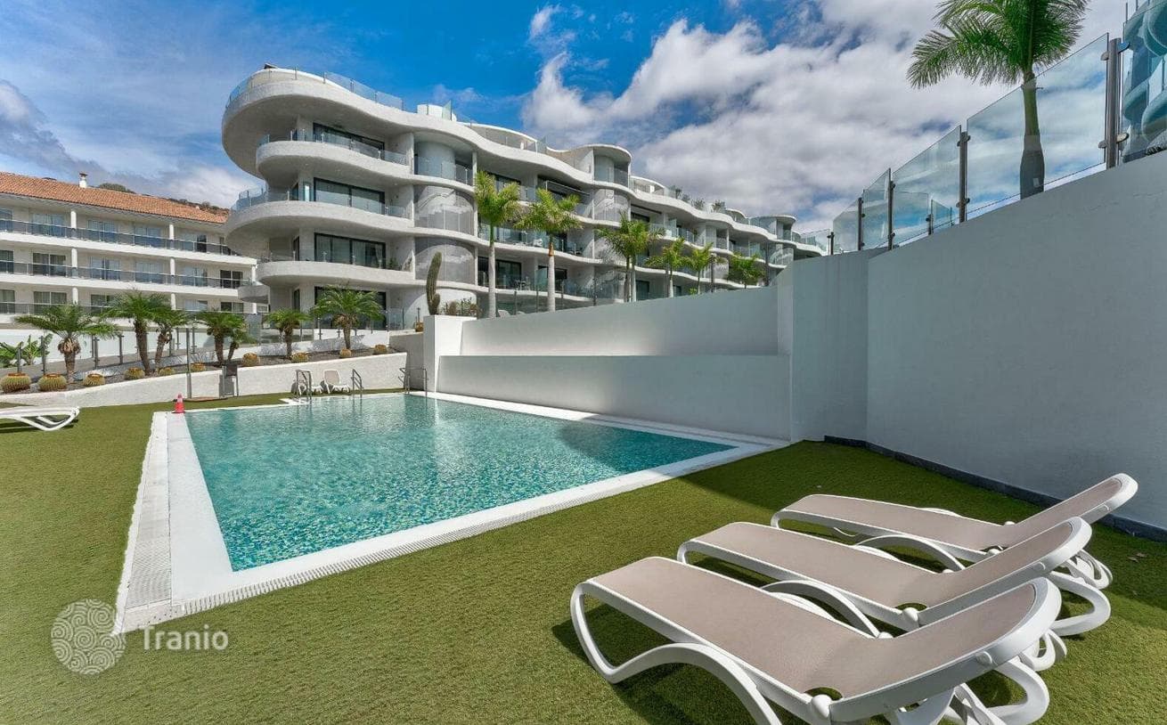 2-Bedroom Apartment with Parking in Palm-Mar, Tenerife, photo 5