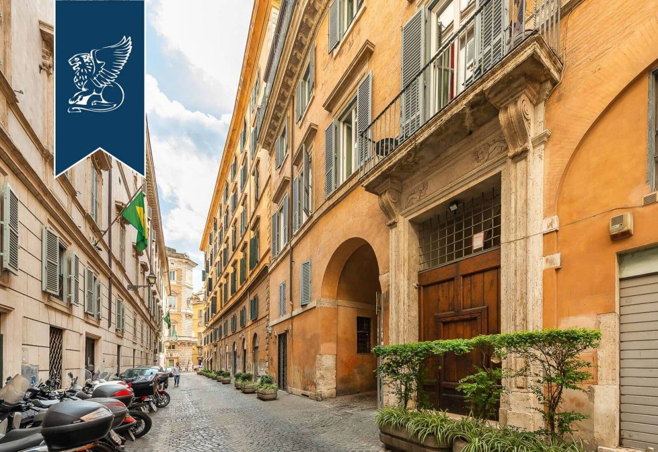 5-Bedroom Apartment in Rome, Italy, photo 5