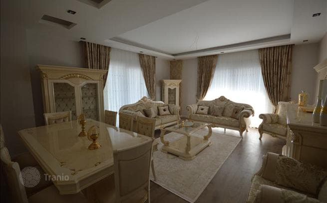 3-Bedroom Furnished Apartment with Shared Pool in Oba, Alanya