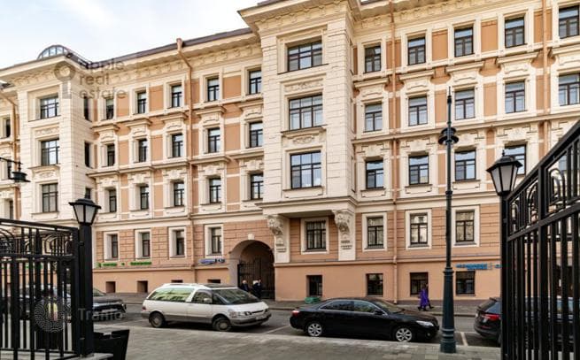 4-Bedroom Apartment in Meshchansky District, Moscow