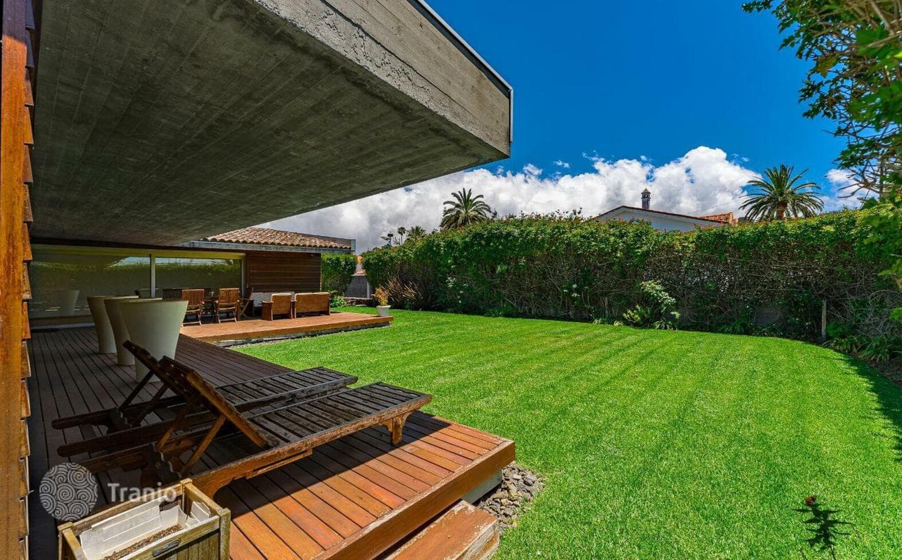 4-Bedroom Villa with Private Pool and Garage in Tacoronte, Tenerife