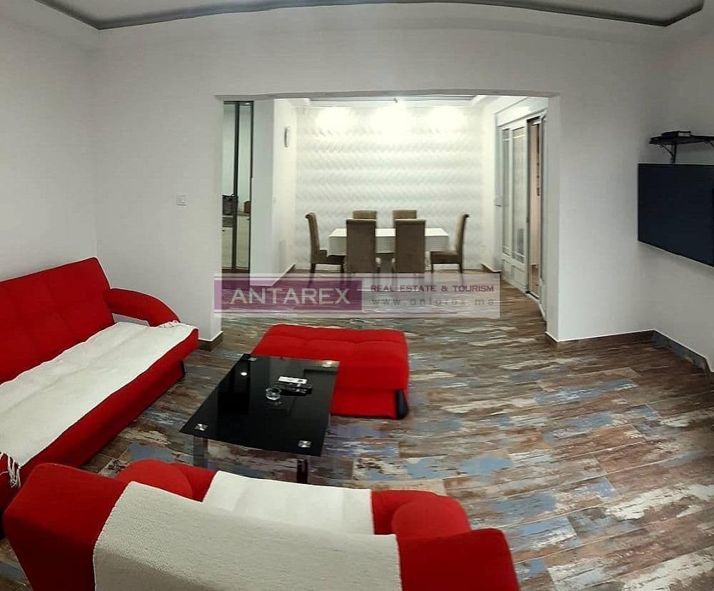 Апартаменты в Херцег-Нови, Черногория, 83 м²
