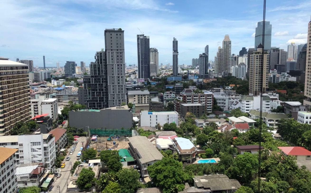 1-Bedroom Condo in Sathon, Bangkok, photo 5
