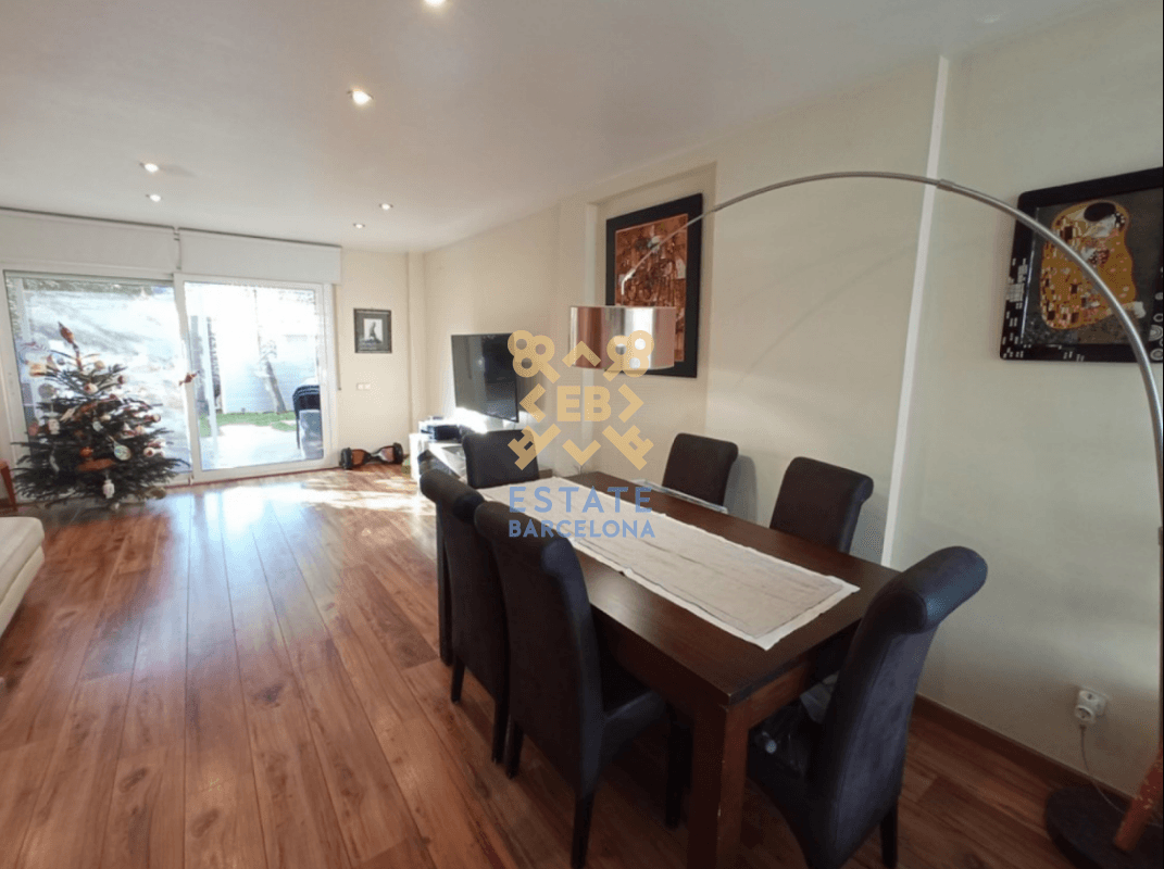 5-Bedroom Townhouse in Barcelona, photo 4