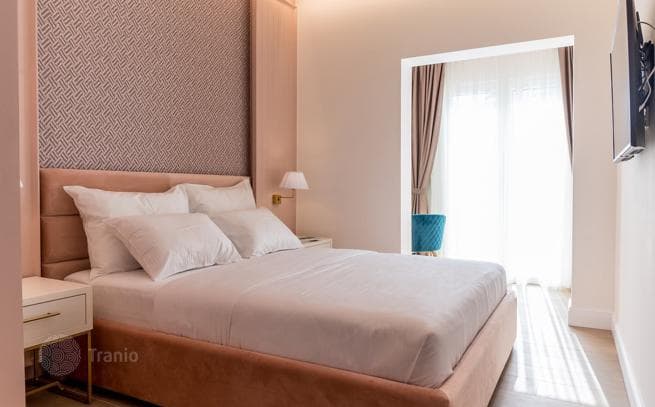 9-Room Hotel with Garden and Private Parking in Budva, photo 2