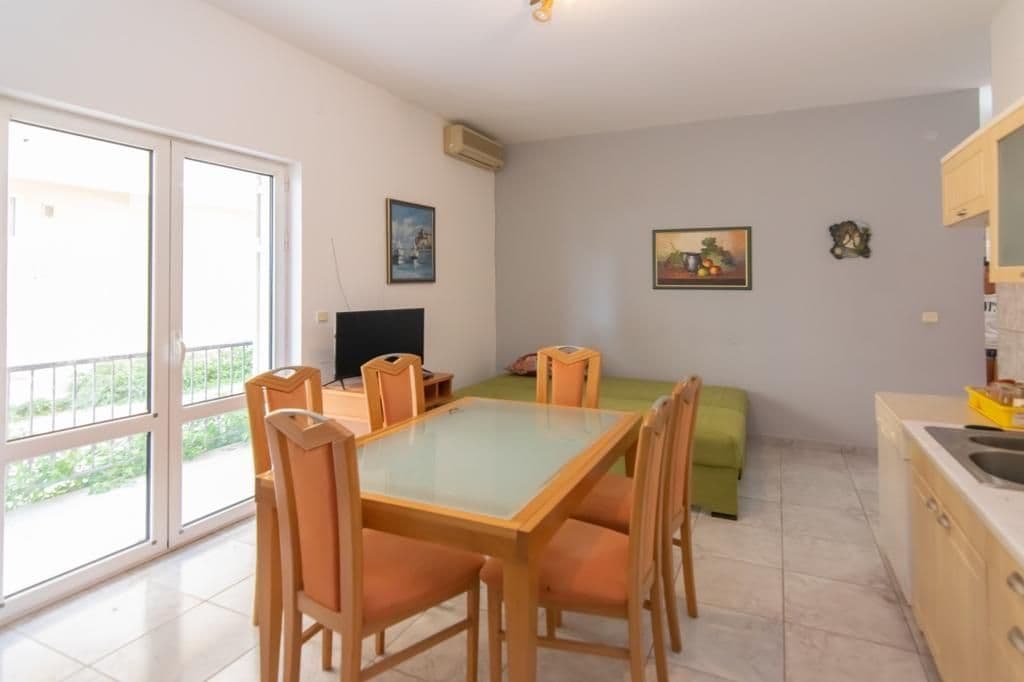 1-Bedroom Apartment in Baosici, Montenegro, photo 5