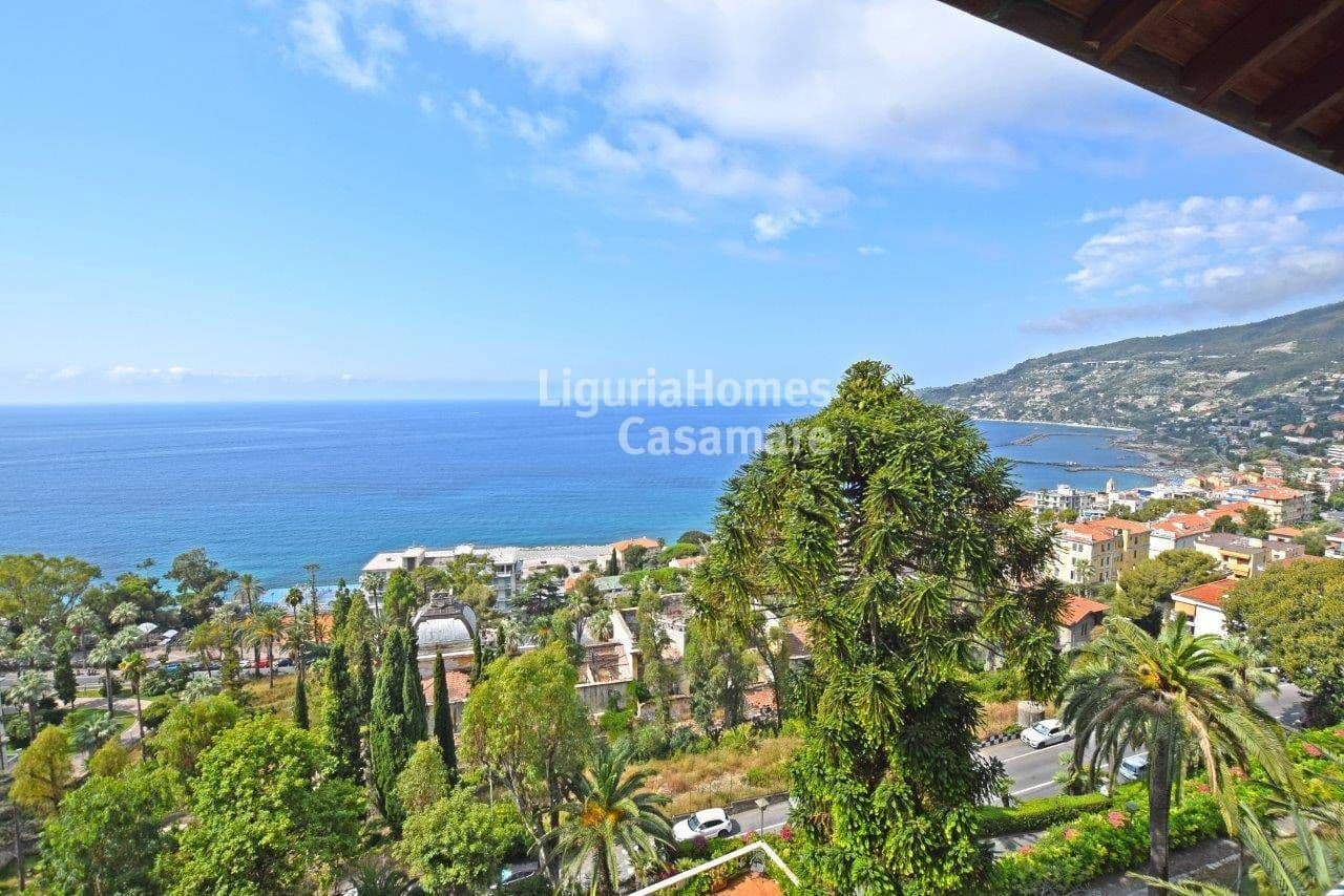 2-Bedroom Apartment in Ospedaletti, photo 2