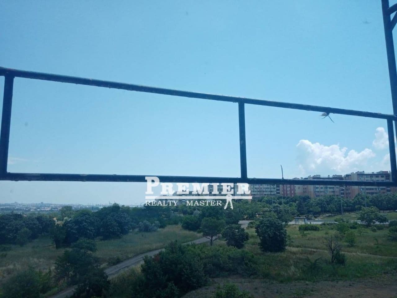 1-Bedroom Apartment in Burgas, photo 2