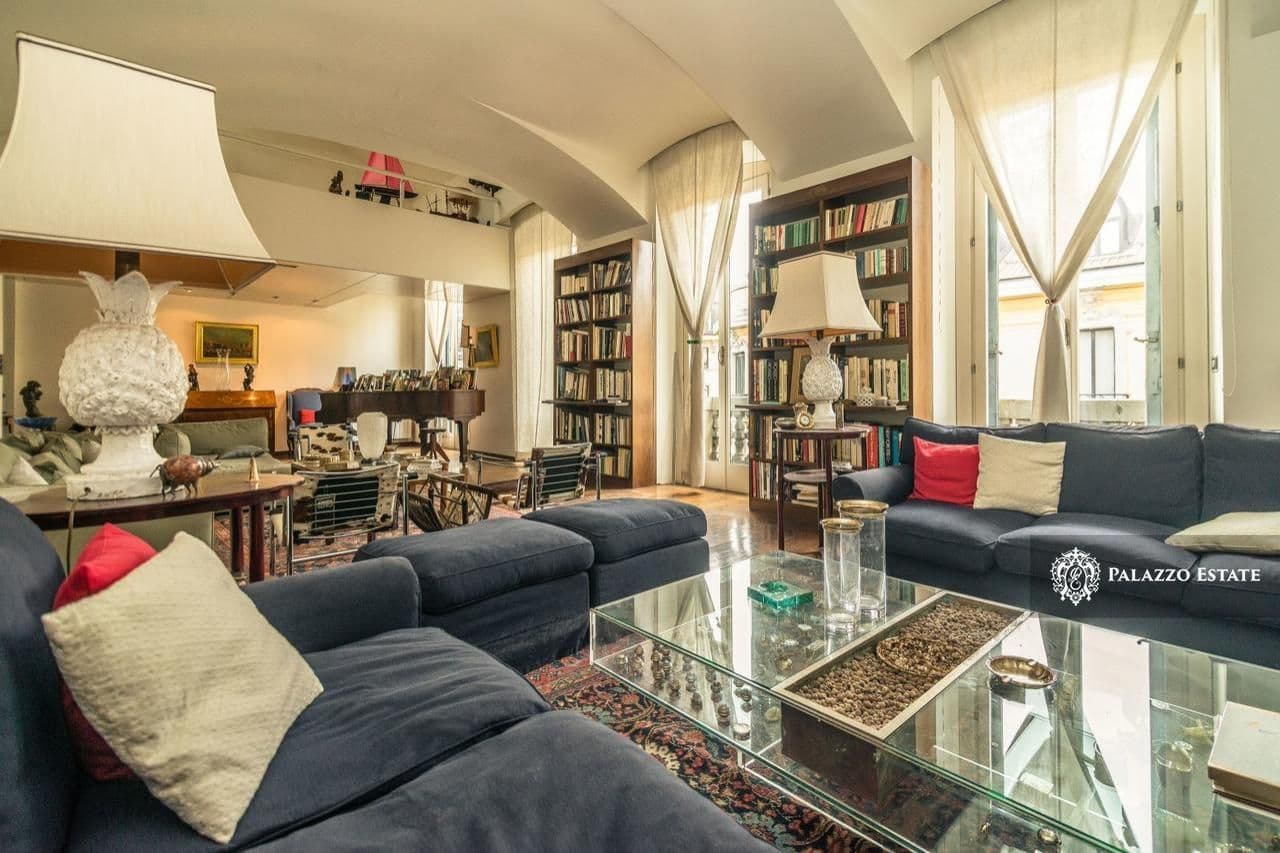 Апартаменты в Милане, Италия, 380 м², фото 2